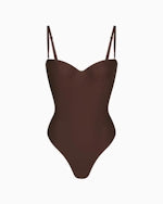 Tops & Bodysuits